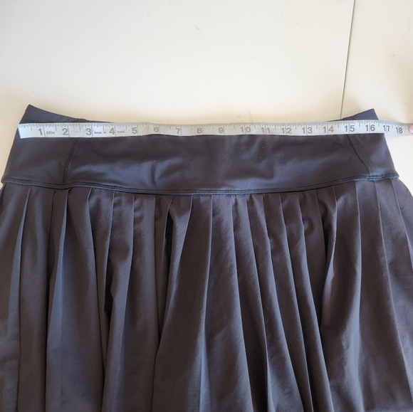 Athleta Elevate Skort Tennis Skirt Black Pleated Size Large. - Picture 6 of 7